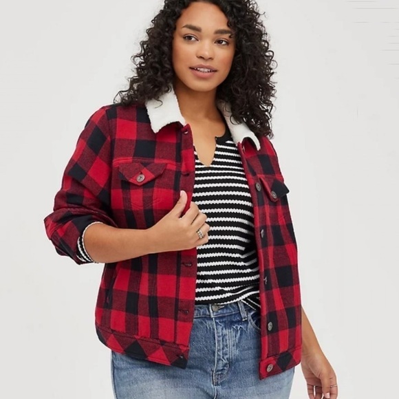 NWT Torrid Trucker Jacket In Red Black Buffalo Check Plaid - Picture 2 of 10